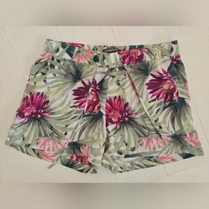 🌴Tommy Bahama Womens 100% Silk Lightweight Shorts Tropical With Pockets XS🌸